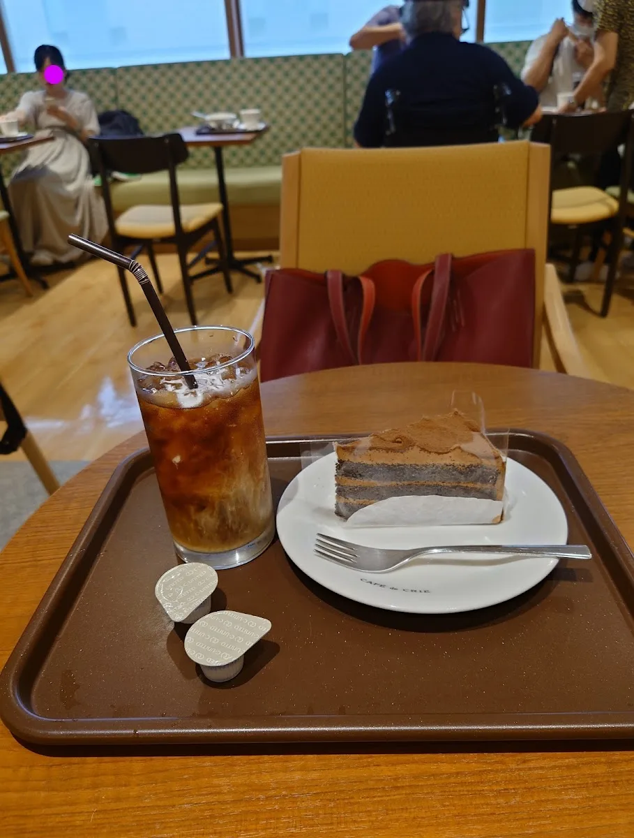 カフェ・ド・クリエ ホピタル 慶應義塾大学病院店