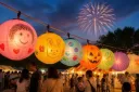 大会公式の花火・演出参考画像（2026年当日の写真ではありません）