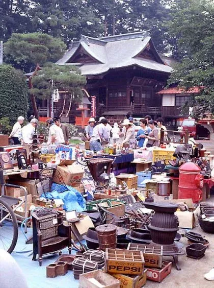 尾曳稲荷骨董市の公式掲載画像
