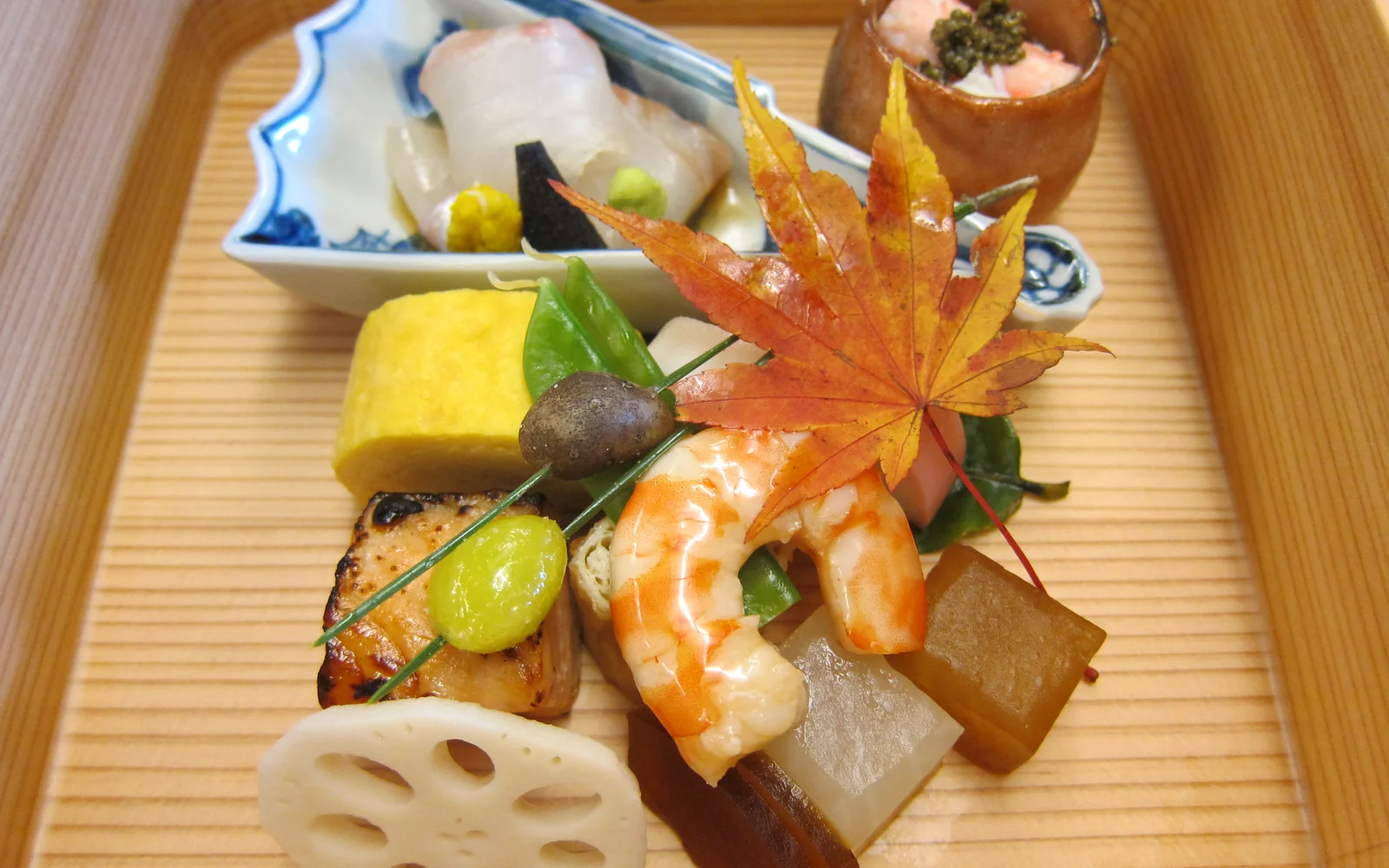 Exquisite Kaiseki dining banquet showcasing artisan seasonal courses and heirloom lacquerware